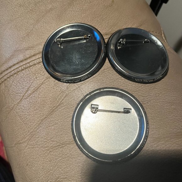 3 Vintage Pinback Button Lucky Strikes Again Cigarette Tobacco 2 1/2" - Picture 2 of 2